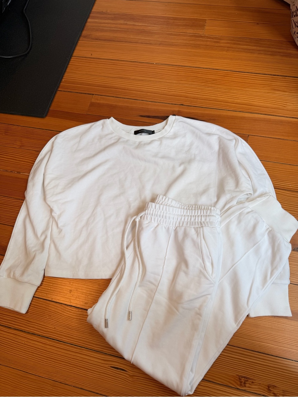 Women’s White Matching Lounge Set Cropped Crewneck Sweatshirt Joggers Size L